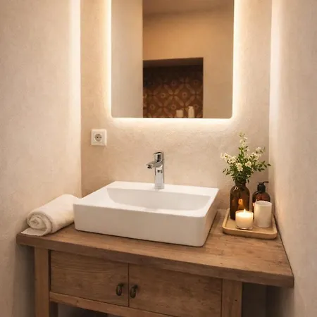 L'hortense - Escapade Luxueuse Au Bord Du Du Bourget Conjux